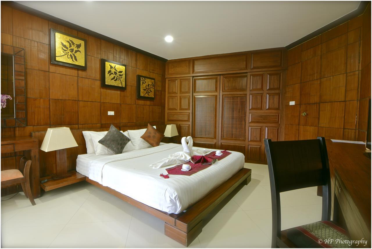 Villa Regtuk Patong Exterior foto